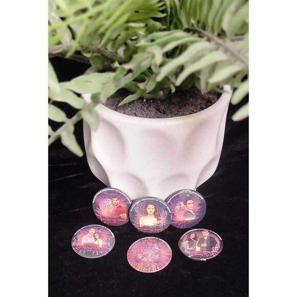 Collectible Breaking Dawn Part 1 Movie Pins, set of 6 - Picture 14 of 16